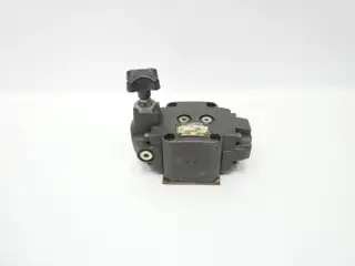 VICKERS XG-06-3F-30 REDUCING VALVE