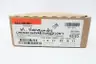 HONEYWELL E011B/11 LINEMAN GLOVES CLASS 0 SIZE 11 thumbnail 6