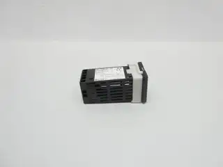 OMRON E5CK-AA1-302 TEMPERATURE CONTROLLER