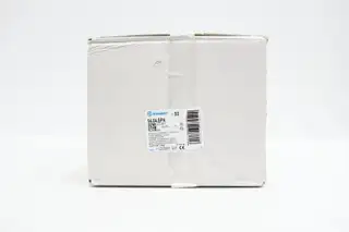 BOX OF 50 FINDER 94.04-SPA 4CO-4PDT CLAMP TERMINAL SOCKET