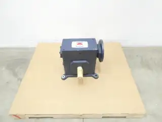 GROVE IRONMAN GRT52001115.00 GR-TMQ852-30-L-210 WORM GEAR REDUCER 10.53HP 30:1