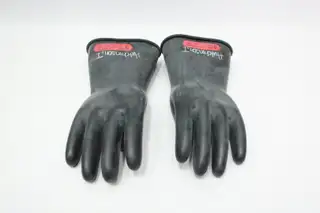 NOVAX 150-0-11/9 TYPE I CLASS 0 SIZE 11 BLACK INSULATING GLOVE