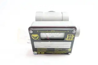 UFM MN-ASB10GM-8-200V.9-L2XL FLOW METER 1IN NPT 0-10GPM