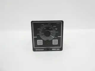 DESPATCH 1010123001000C398533 SERIES 1000 TEMPERATURE CONTROLLER 230V-AC 0-1400F