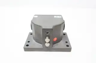 EUCHNER 087102 RGBF02D12-1514-M LIMIT SWITCH 10A 250V-AC