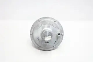 MAXITROL RV61 GAS PRESSURE REGULATOR 1-1/4IN NPT THREADED