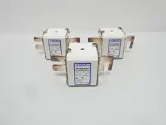 BOX OF 3 MERSEN L300574 PC73UD90V10CD1A FUSE 1000A AMP 900V-AC