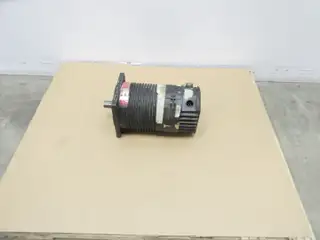 INDUSTRIAL DRIVES TTR-5301-137-A-07-C DC MOTOR 20LB-FT 12V-DC