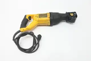 DEWALT DWE305 RECIPROCATING SAW 2900RPM 120V-AC