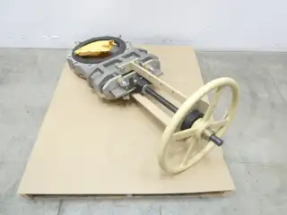 UNITED CONVEYOR UCC 150W ALUMINUM MANUAL LUGGED KNIFE GATE VALVE 12IN 150