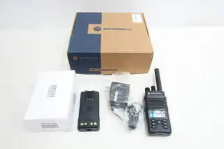 MOTOROLA AAH02RDH9VA1AN RADIO