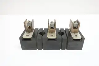 ALLEN BRADLEY X-410743 FUSE BLOCK 200A AMP 600V-AC 3P