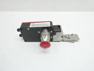 FORTRESS INTERLOCK NO2T6SE411B15015D1D1 DISCONNECT SWITCH