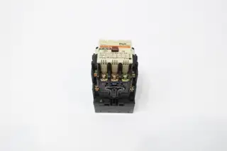FUJI ELECTRIC SC-2N/SE MAGNETIC CONTACTOR 15KW 60A 200-220V-DC