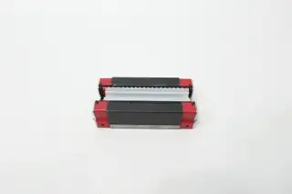 SCHNEEBERGER BMW 20-D-G3-V1-R1-CN-S00-LN LINEAR BEARING GUIDE BLOCK 17MM