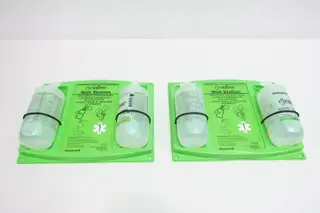 BOX OF 2 HONEYWELL 32-000462-0000 EYE WASH STATION