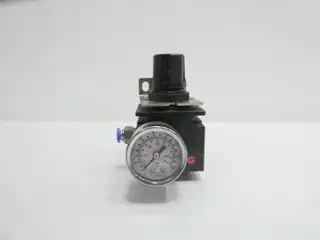 TOPRING 1/4 REG 50.325 PNEUMATIC REGULATOR 1/4IN 300PSI NPT