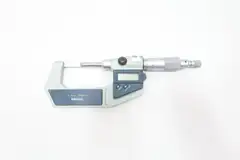 MITUTOYO 422-111-30 MICROMETER 0.001MM 0-25MM