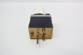 ELECTRO SWITCH 9203FB LATCHING SWITCH RELAY 240/480V-AC