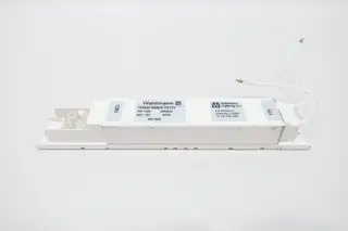 WALDMANN 150 124 CONSTANT VOLTAGE TRANSFORMER 120V-AC
