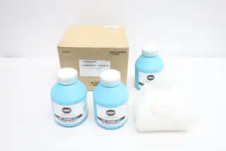 BOX OF 3 MINOLTA 8910-611 RP609Z TONER BOTTLES