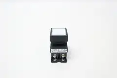 FUJI AR22F5M-10E3W PUSHBUTTON 30V-DC ILLUMINATED WHITE