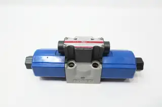 TOYOOKI KOGYO HD3-3W-BGA-03A-WYD2 HYDRAULIC DIRECTIONAL CONTROL VALVE