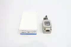 OMRON WLHAL4-LD LIMIT SWITCH 115V-AC 48V-DC