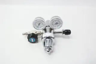 AIR LIQUIDE 0202LE125SP GAS REGULATOR