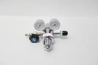 AIR LIQUIDE 1212BPS802S GAS REGULATOR