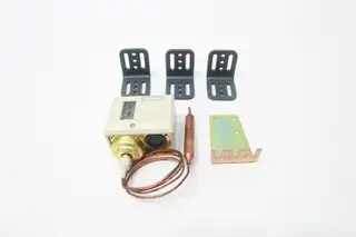 SAGINOMIYA TNS-C1070 TEMPERATURE CONTROLLER 45-75C