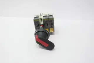 BUSSMANN CFD30AJ3 FUSIBLE DISCONNECT SWITCH 30A AMP 600V-AC 3P