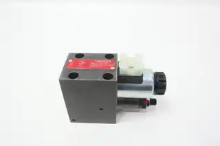 MOOG XDB10847-002-21 HYDRAULIC VALVE 35MPA