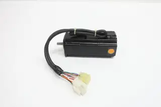SANYO DENKI P50B05010DBVT0 BL SUPER P5 SERVO MOTOR 100W 3000RPM 200V-AC 3PH