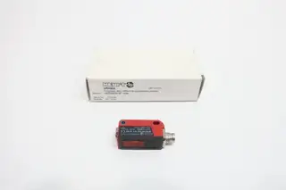 HEUFT HPE720102 POLARIZED RETRO-REFLECTIVE PHOTOELECTRIC SENSOR 10-30V-DC