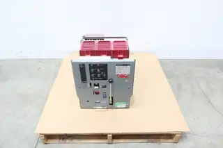 WESTINGHOUSE DS-416 LOW VOLTAGE POWER CIRCUIT BREAKER 1600A AMP 600V-AC