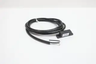 SENTROL 115-7Y-06K MAGNETIC SAFETY INTERLOCK SWITCH