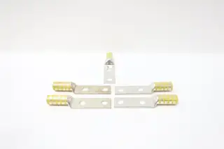 BOX OF 5 THOMAS & BETTS 3LM57 2-HOLE COPPER LUG 1/2IN HOLE 1-3/4IN SPACE YELLOW
