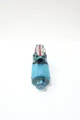 TOYOOKI KOGYO HD3-2S-BCA-03A-WYD2 HYDRAULIC DIRECTIONAL CONTROL VALVE
