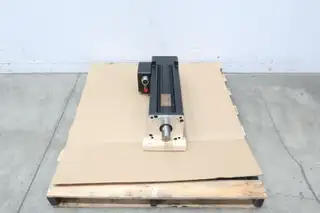 KOLLMORGEN BH-828-E-41-B3 GOLDLINE BRUSHLESS PM SERVO MOTOR 3000RPM 480V-AC