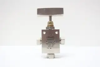 H2O JET 400079-2-1 MANUAL 3-WAY VALVE 3/8IN NPT