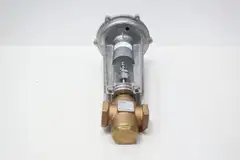SIEMENS 599-03131 599-01050 PNEUMATIC BRONZE GLOBE VALVE 1IN NPT