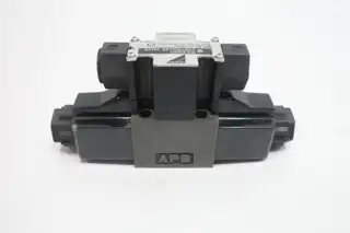 DAIKIN KSO-G02-2CA-30-EN SOLENOID CONTROLLED VALVE 100V-AC