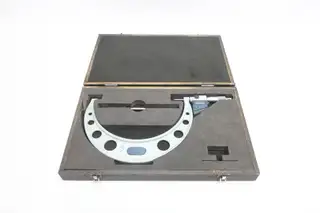 MITUTOYO 293-755-30 MICROMETER 0.00015IN 8-9IN