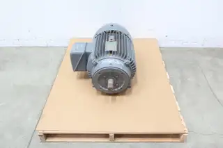 RELIANCE P28G4909 DG AC MOTOR 256TSC 30HP 3535RPM 230/460V-AC 3PH