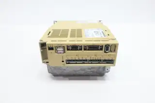 YASKAWA SGDM-10DN SERVOPACK SERVO DRIVE 1KW 3PH 380-480V-AC 0-480V-AC