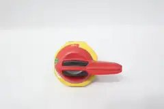 ALLEN BRADLEY 194R-PYT OPERATING HANDLE RED/YELLOW