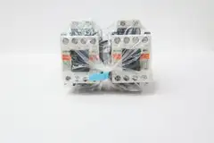 FUJI ELECTRIC SC-03YRM 4GD0A0M10Y MAGNETIC REVERSING CONTACTOR 24V-DC 4KW