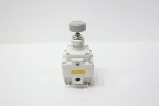 SMC IR3000-03 PNEUMATIC REGULATOR 1MPA 0.01-0.2MPA 3/8IN NPT