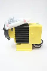 LMI MILTON ROY C101-94S CHEMICAL METERING PUMP 300PSI 1.3GPH 120V-AC